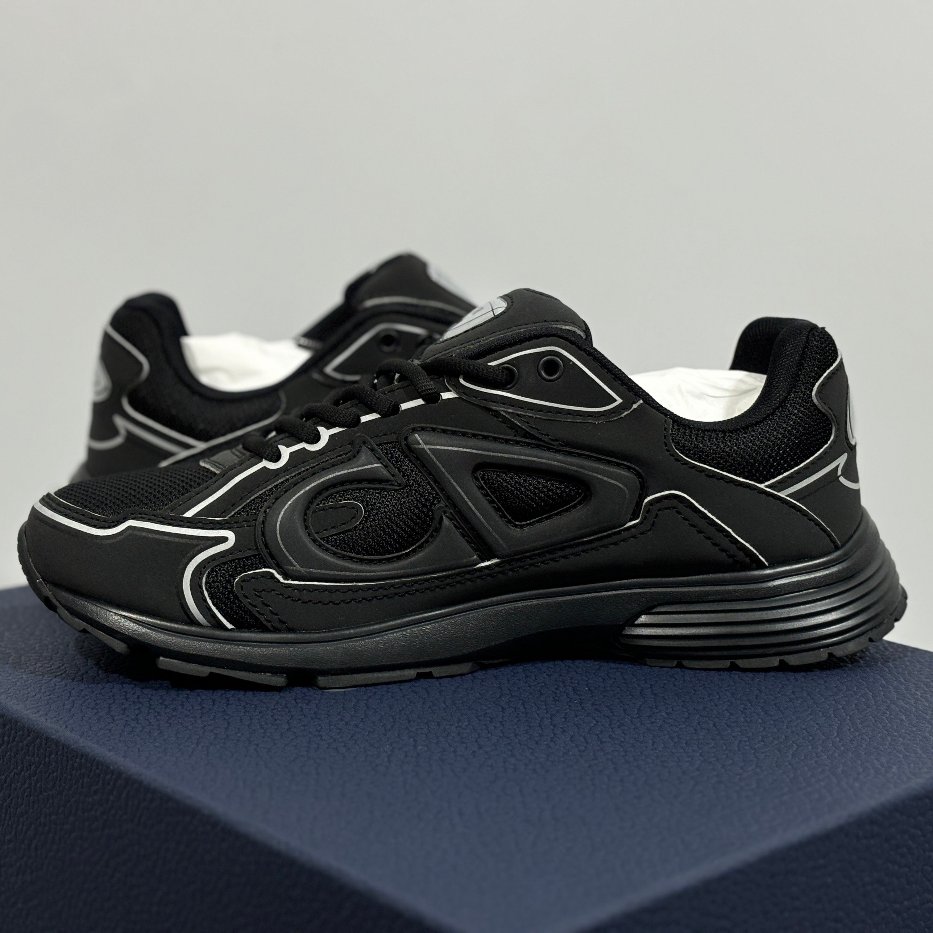 DIOR B30 "TRIPLE BLACK"