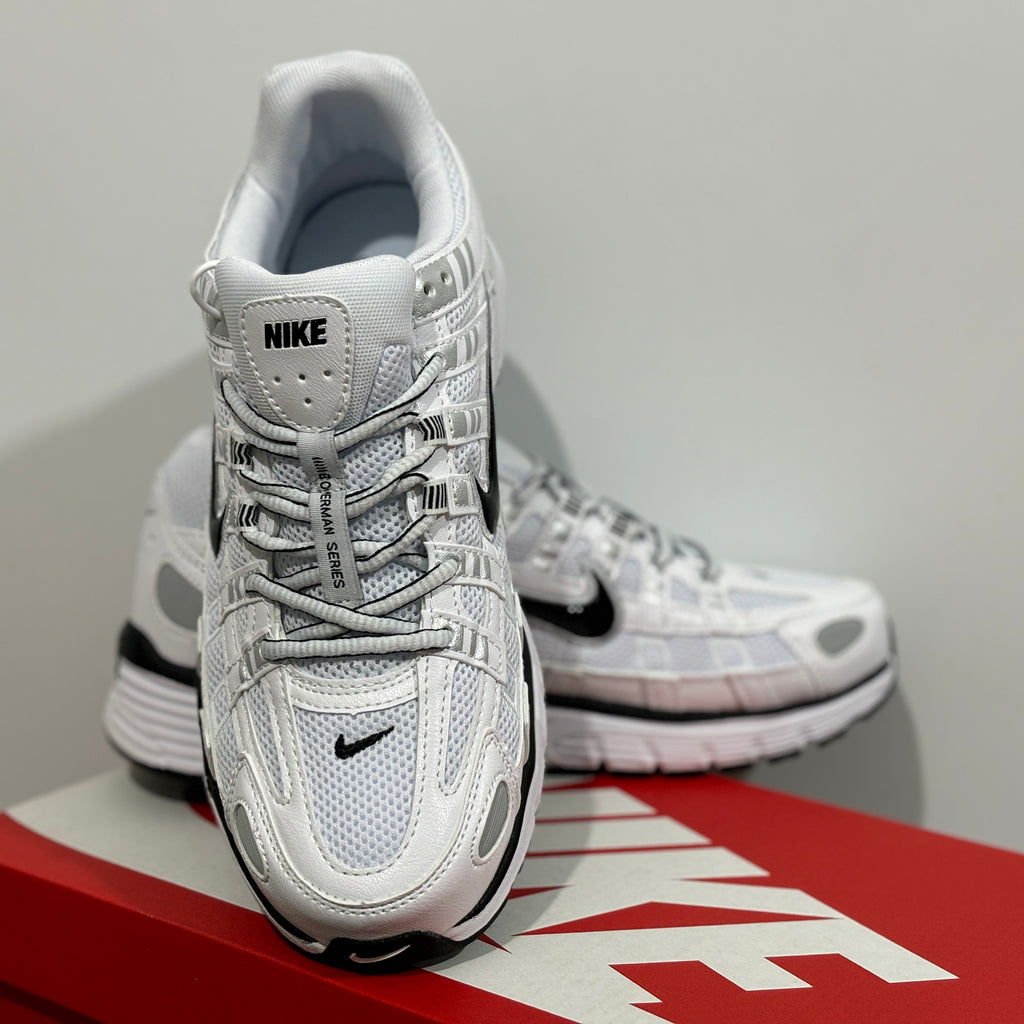 NIKE P-6000 "WHITE AND BLACK"