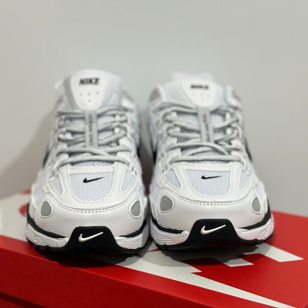 NIKE P-6000 "WHITE AND BLACK"
