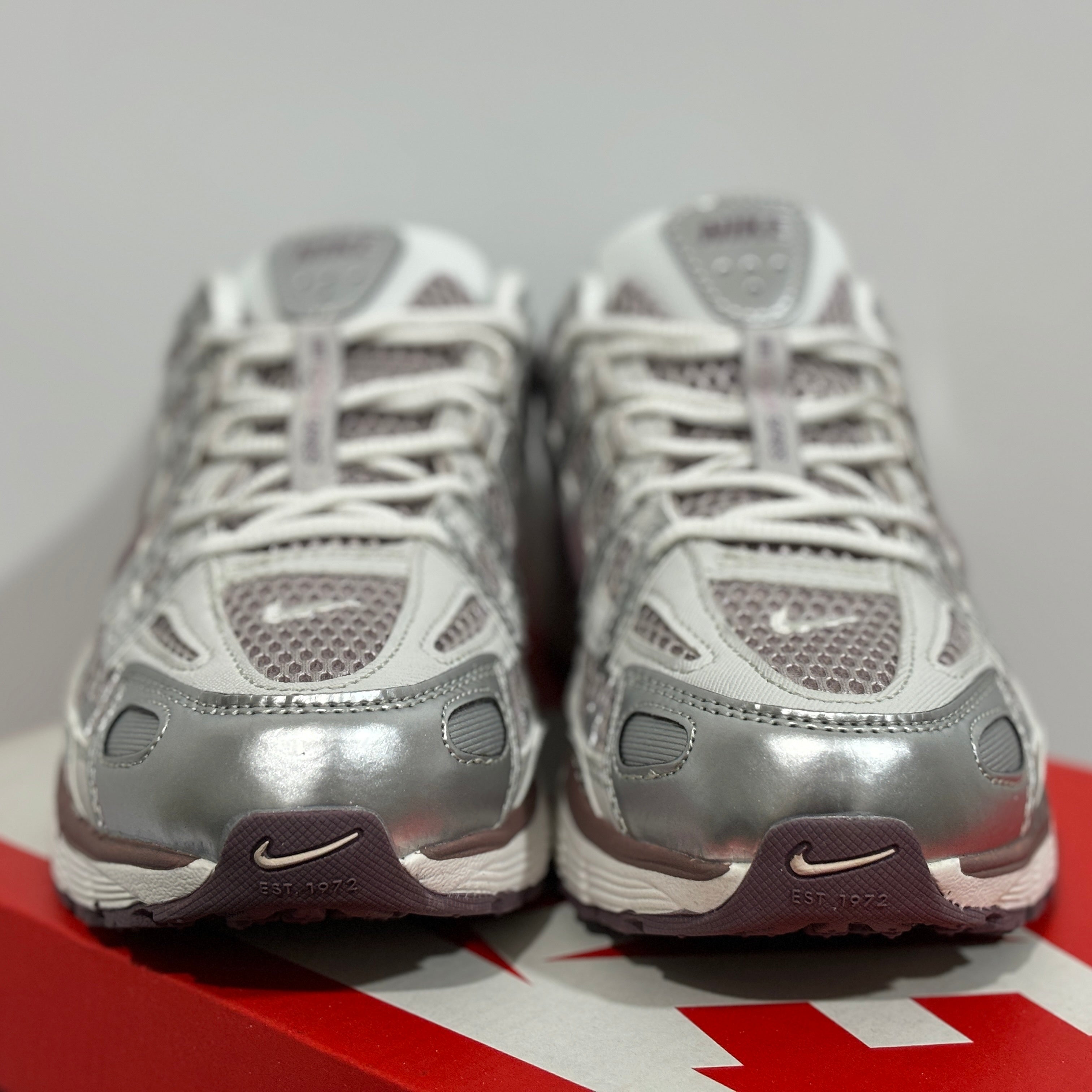 NIKE P-6000 "PINK AND SILVER"