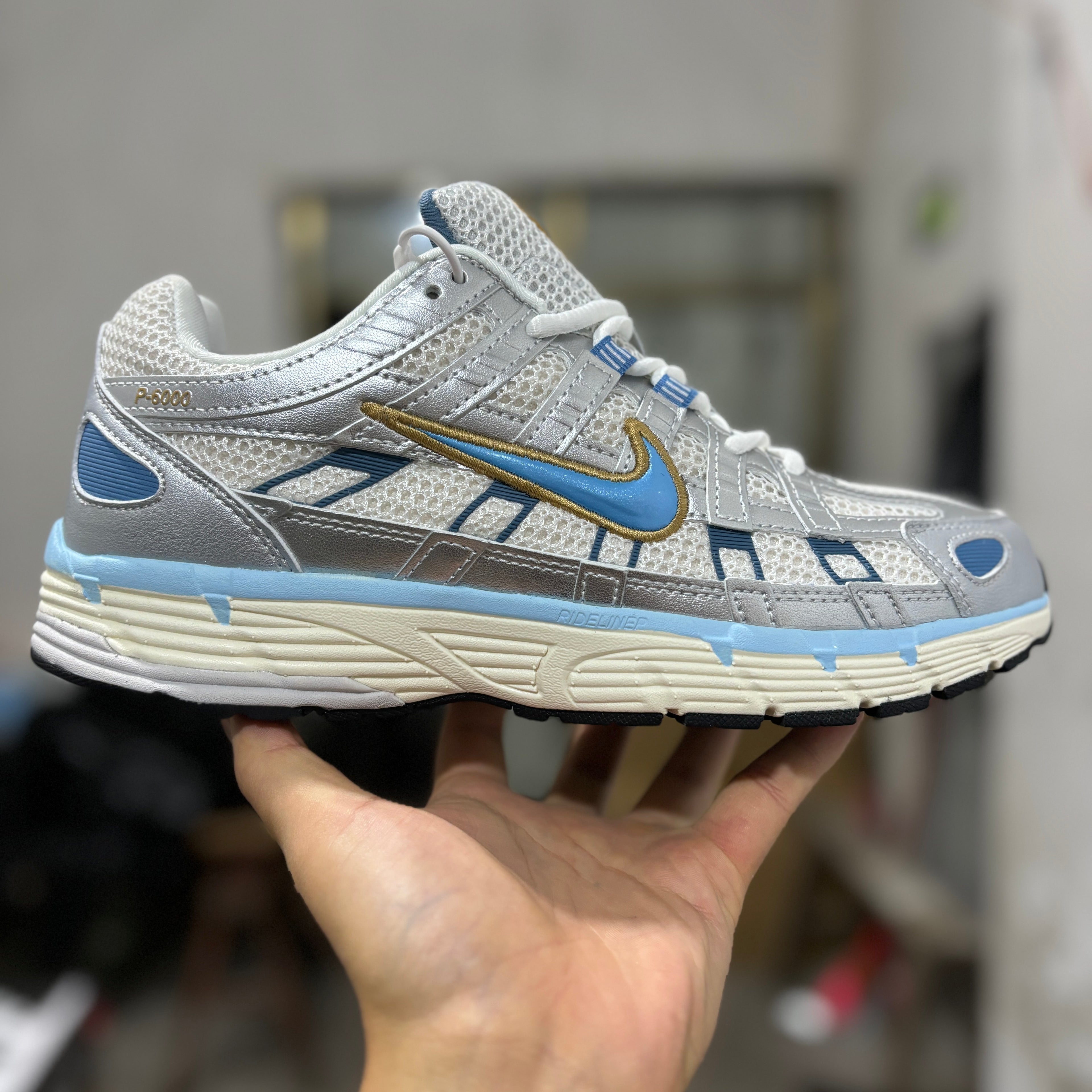 NIKE P-6000 "UNIVERSITY BLUE"