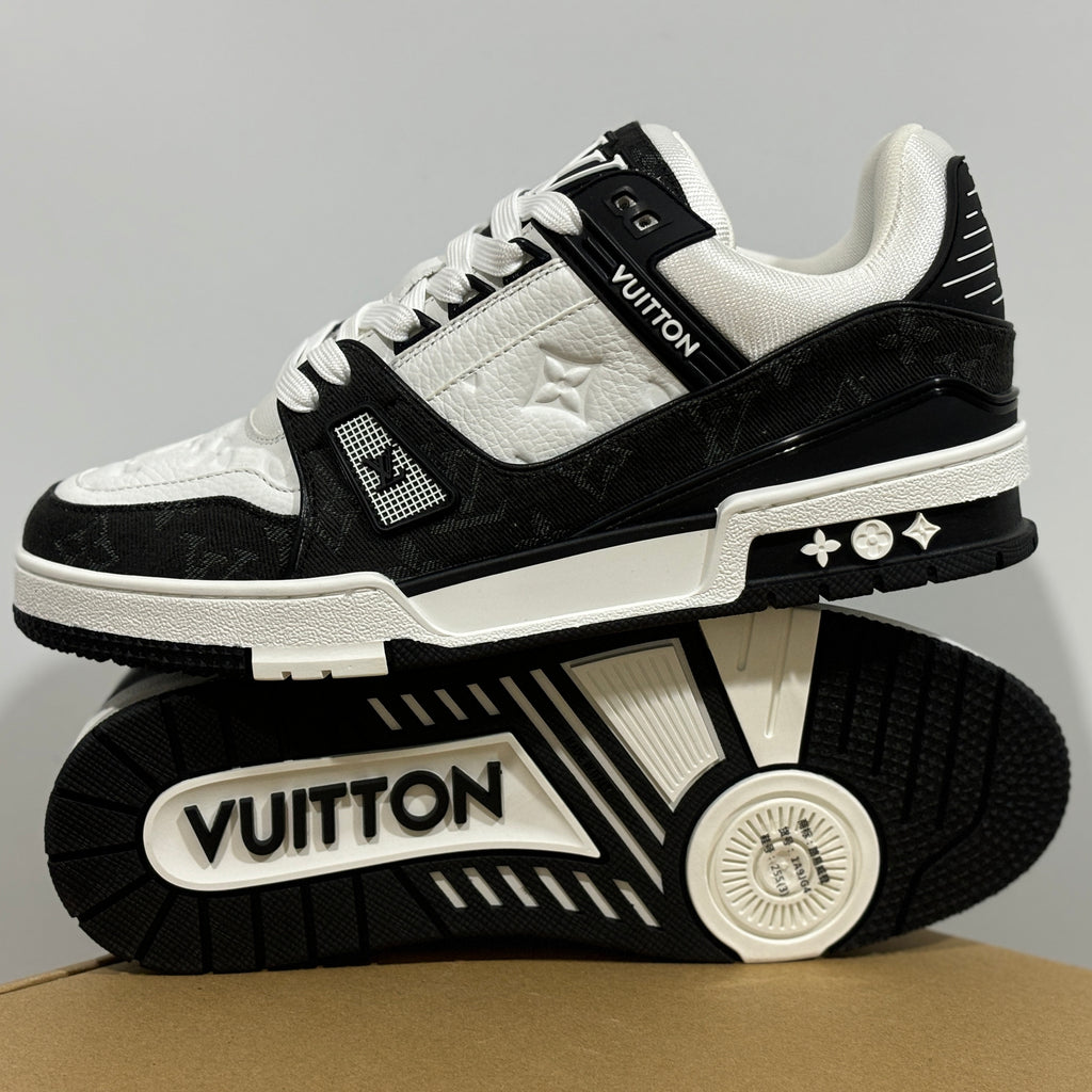 LOUIS VUITTON "WHITE PURE BLACK