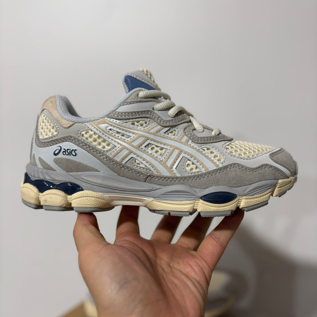 ASIC GEL NYC "CREAM DARK BLUE"