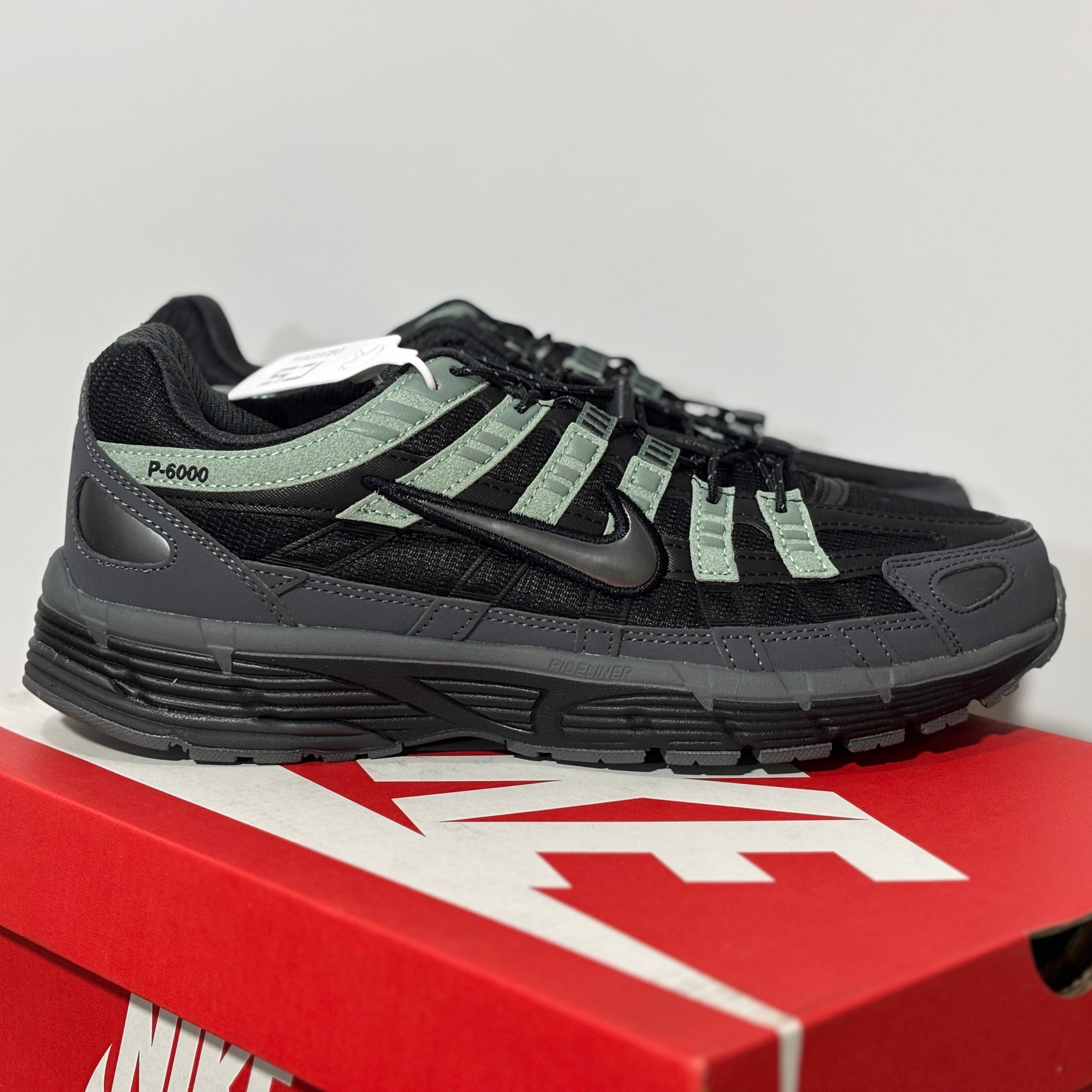 NIKE P-6000 "ANTHRACITE/CLAY GREEN"