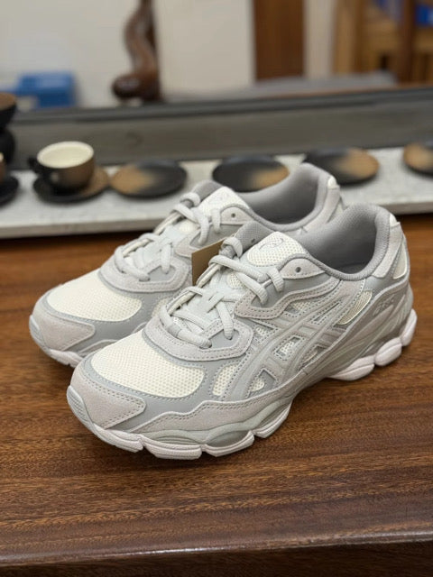 ASIC GEL NYC "CREAM CLOUD GREY"